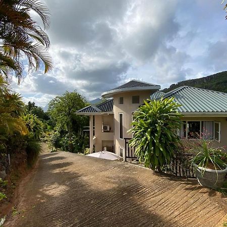 South Hill Villa Анс-Руаяль Экстерьер фото